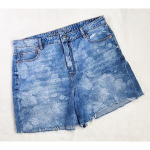 American Eagle NWOT baggy mom shorts w floral detail